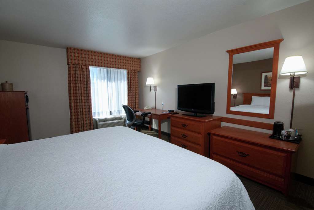 Hampton Inn & Suites Las Vegas-Henderson Номер фото